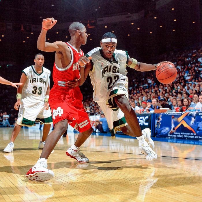 Long before his kids were doing the prep showcase thing, LeBron took St. V’s to L.A. and offed Mater Dei Prep on national TV.